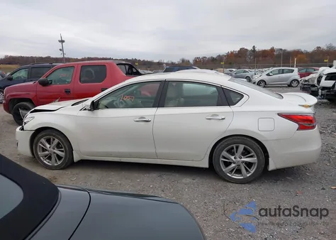 2015 Nissan Altima 2.5 Sl z USA, uszkodzony, nr VIN 1N4AL3AP7FC445907